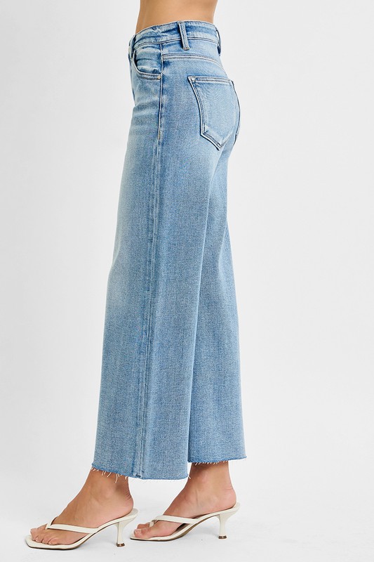 Mid Rise, Wide Leg Jean