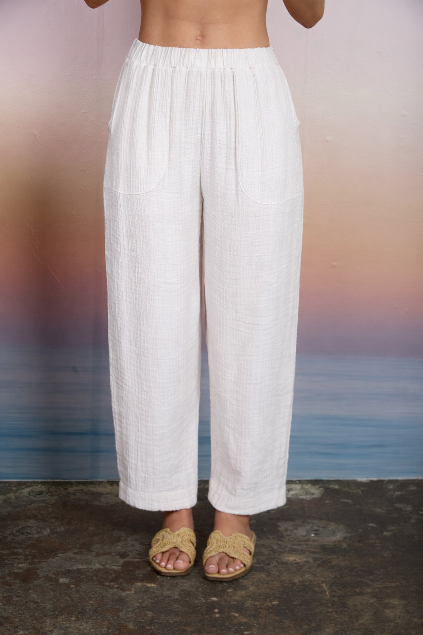 Elastic Waist Textured White Pant