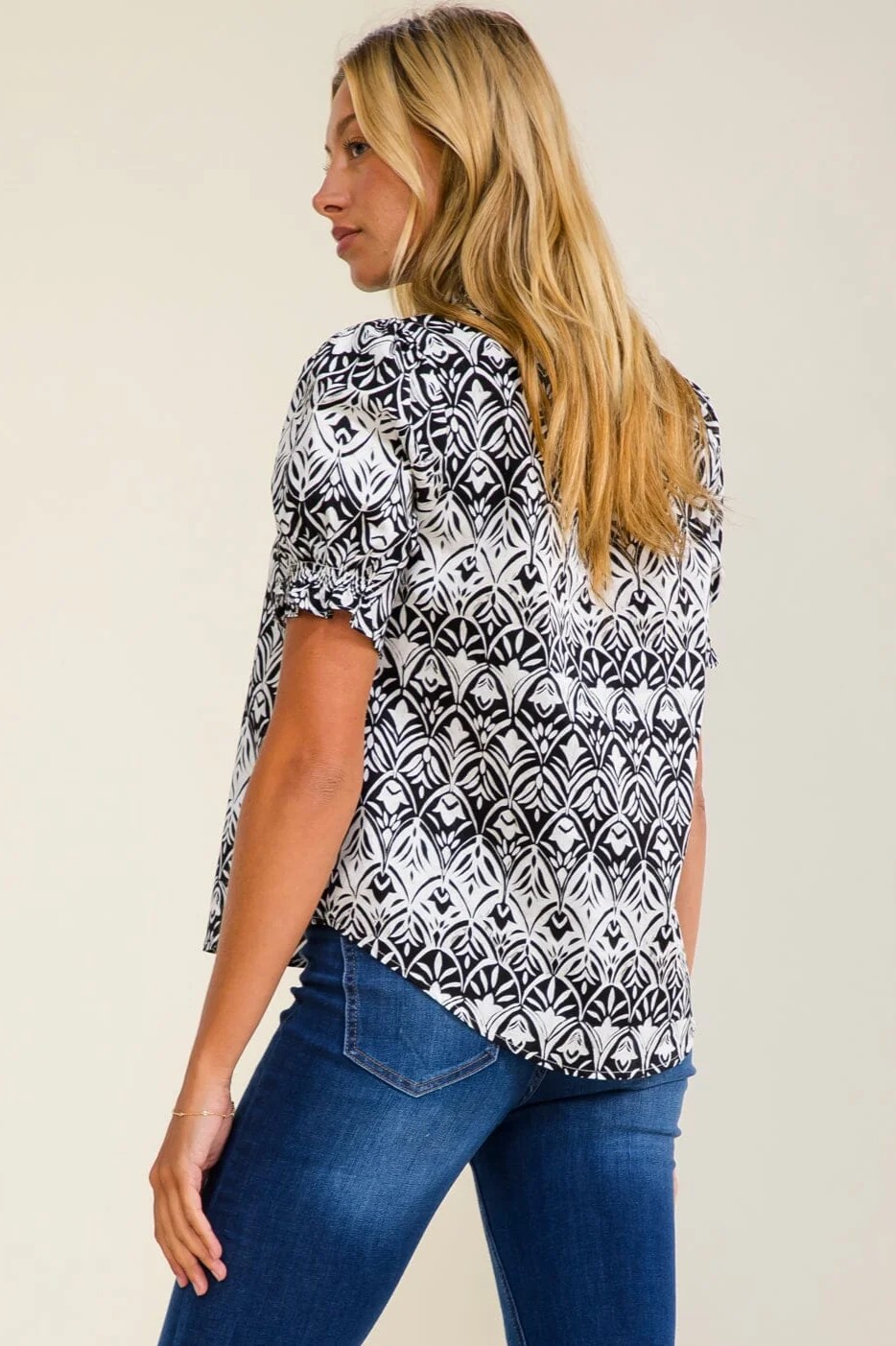 Black Print Short Sleeve Top Black Print Short Sleeve Top